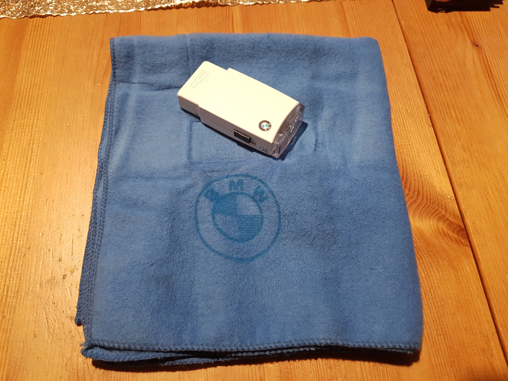 BMW blaues Putztuch