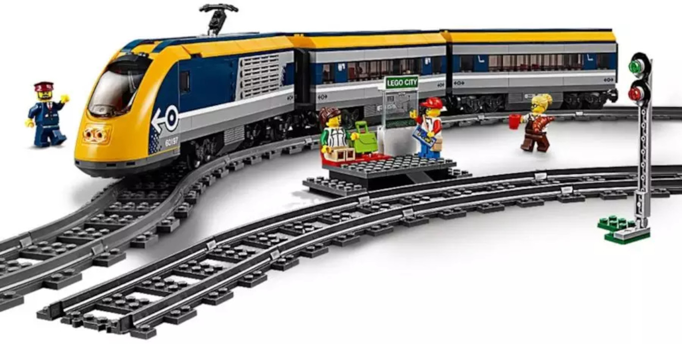 Lego Personenzug